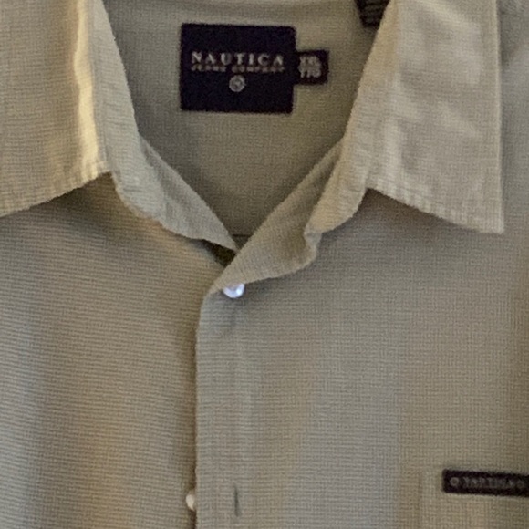 Nautica button down - Picture 2 of 4